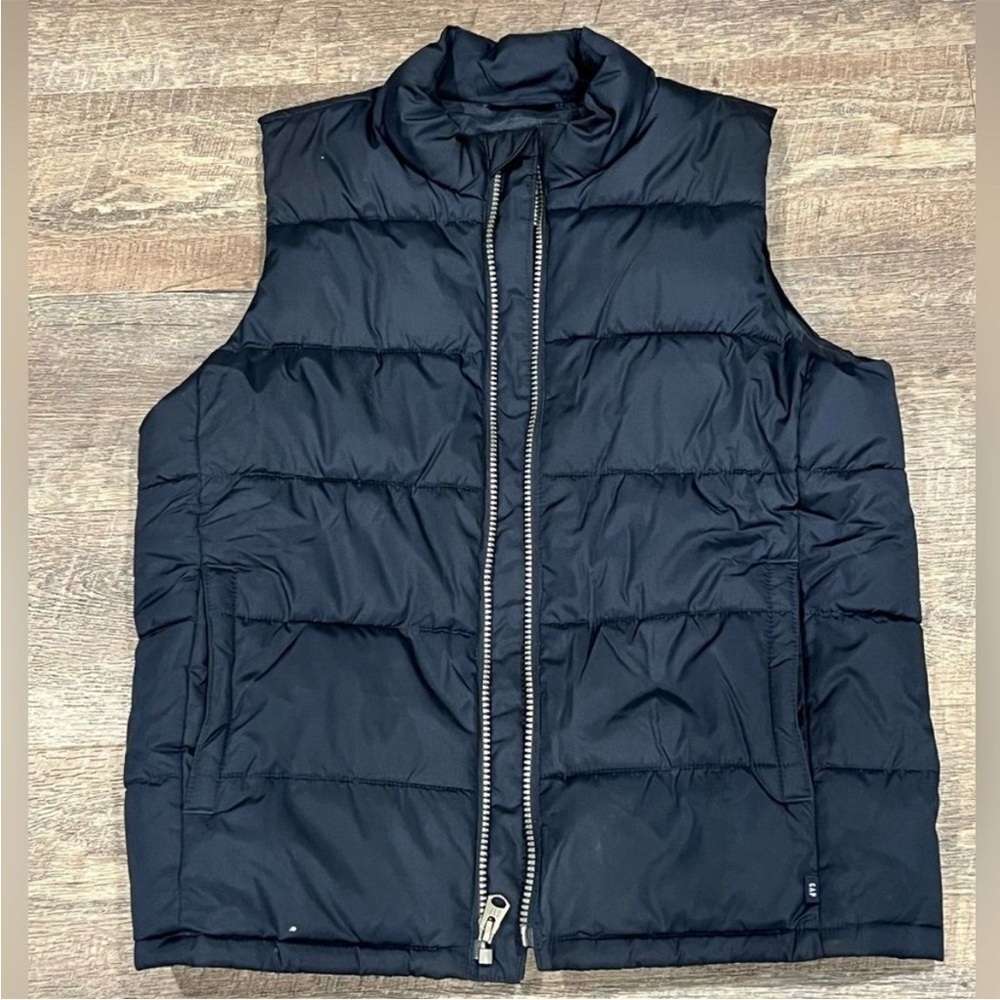 GAP Men's Midnight Black Quilted Vest